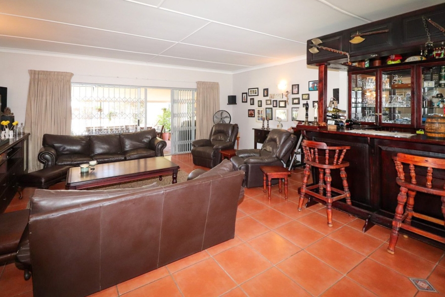 3 Bedroom Property for Sale in Flamwood North West